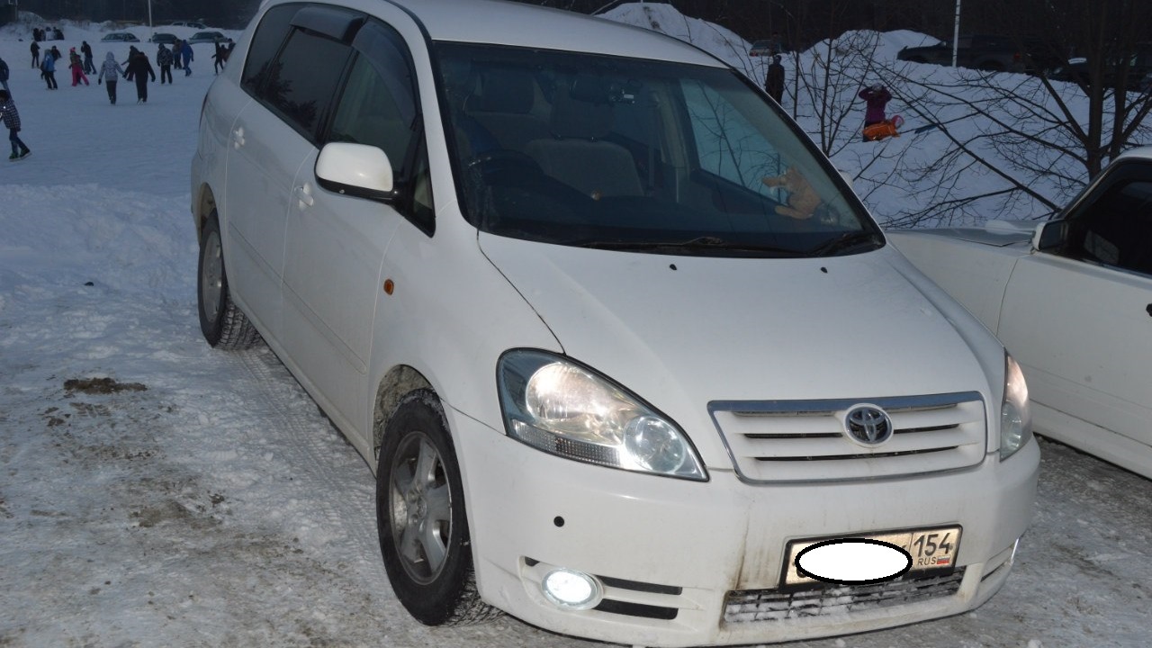 Toyota Ipsum (21) 2.4 бензиновый 2001 | на DRIVE2