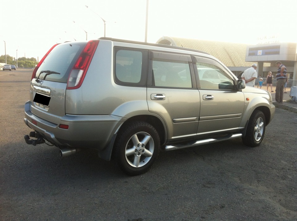 Ниссан прошить. Диски Nissan x-Trail t30. Колеса на х Трейл т30. Диски Ниссан x Trail t30. Ниссан т 30 колеса.