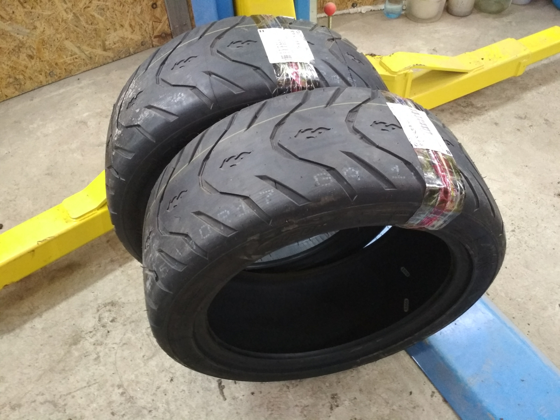 Goodride sport rs. Полуслики r13. Dunlop полуслик r15 190/570. Hankook полуслик.