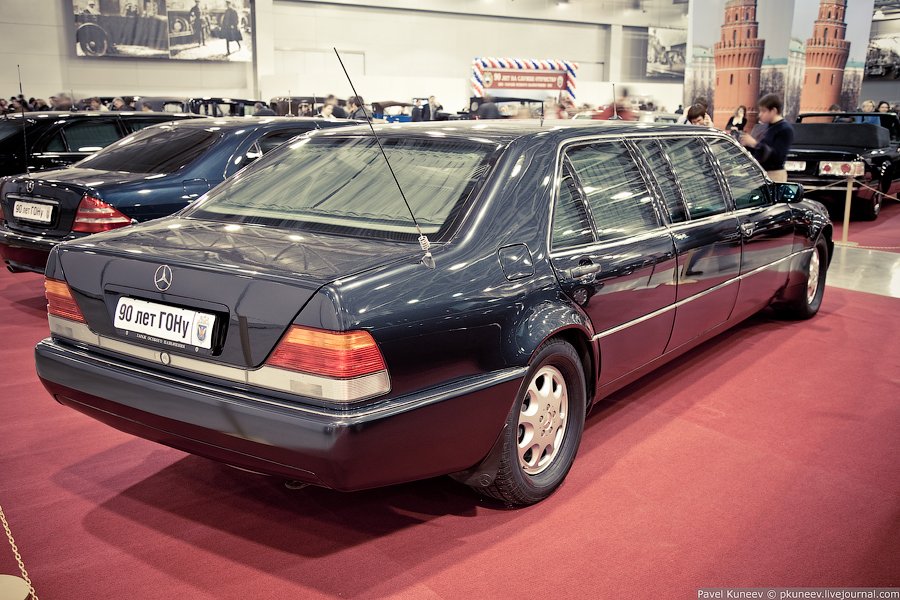 Mercedes Benz s600 Pullman Guard w220