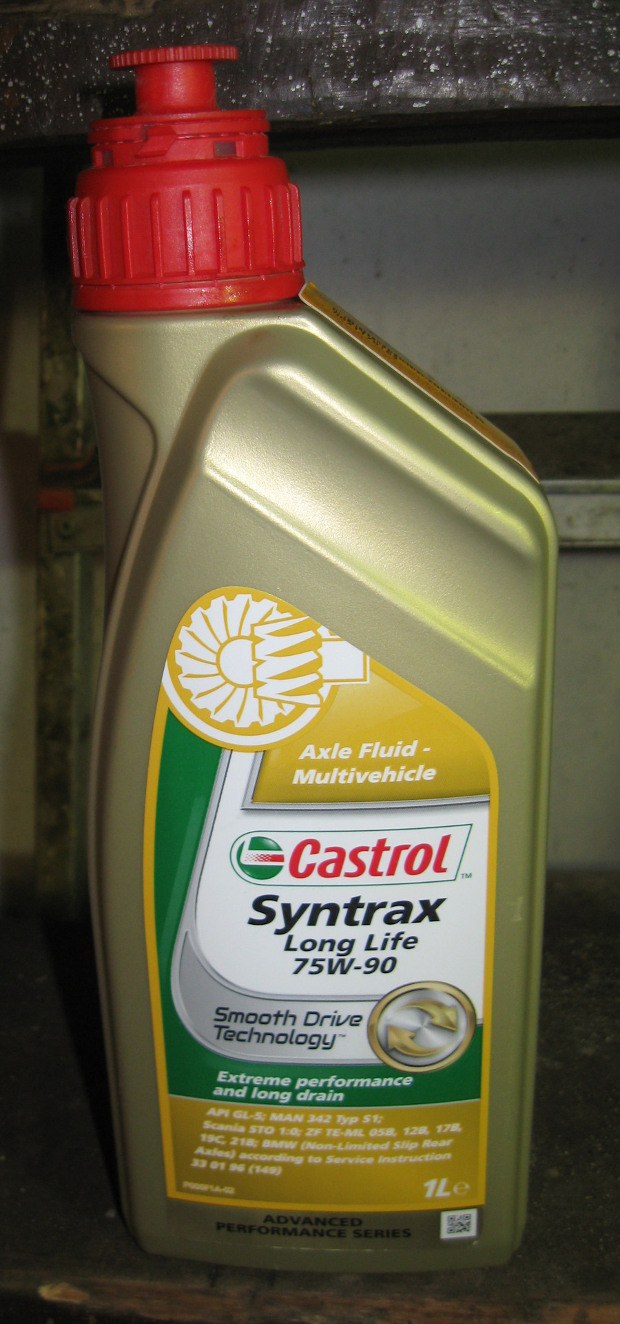 Castrol syntrax long life. Castrol Syntrax Longlife 75w-90. Масло кастрол 75 w 90 Лонг лайф. Castrol 75w90 gl-5. Castrol Syntrax Longlife 75w90 gl-5.