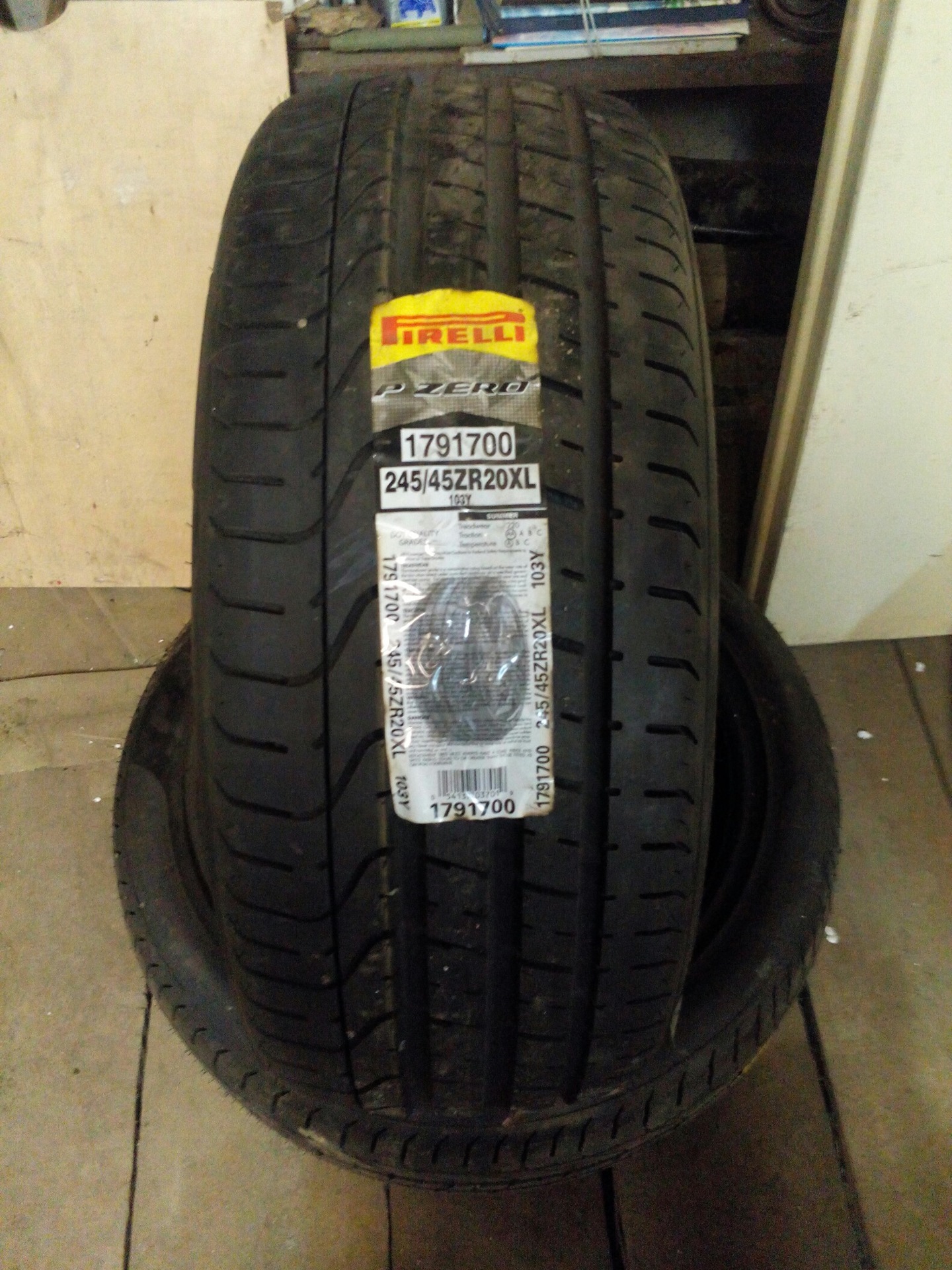Pirelli p zero 245/45 r18. Pirelli 245 45r20. Michelin 130 19. Pirelli p zero 285/40 r19 107y. Pirelli p zero 315 35 22 runflat.
