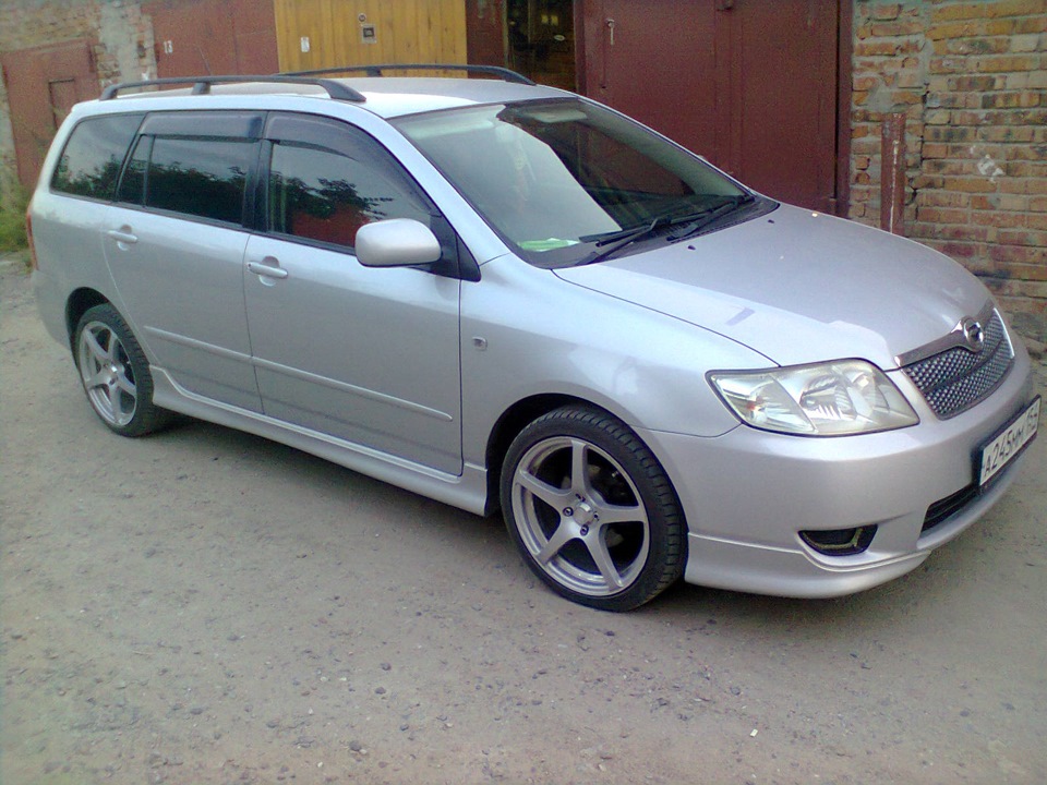 Toyota Corolla Fielder 2005 TRD