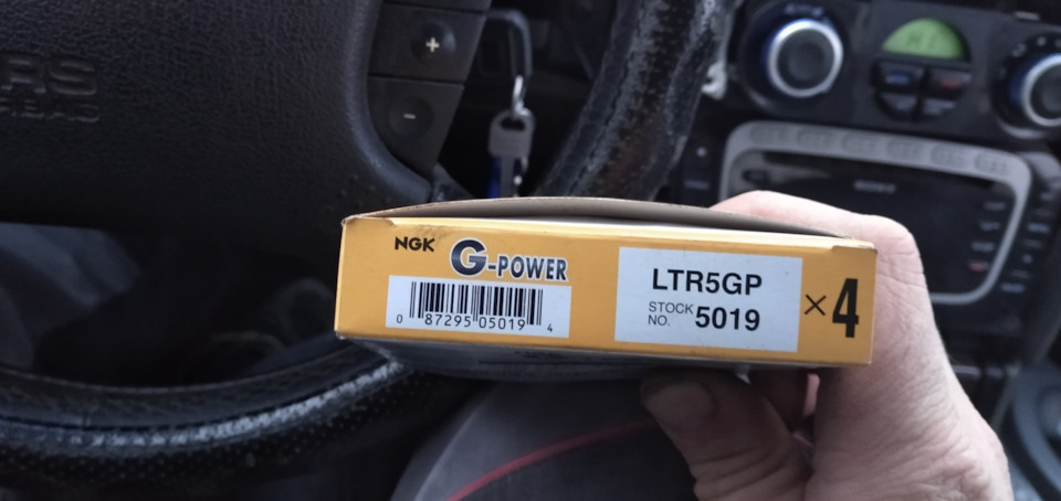 Замена свечей зажигания(для себя пробег 256641) — Ford Mondeo II, 2 л ...