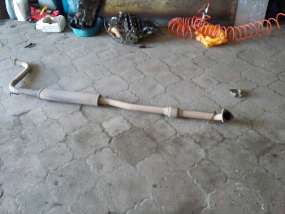 Замены гофры — LADA Гранта лифтбек, 1,6 л., 2015 года | своими руками ...