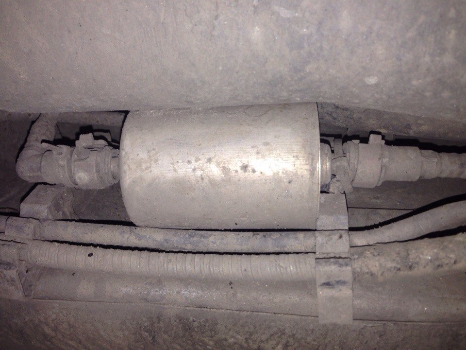 тянет руль вправо? не… не слышал))) — Mazda 2 (2G), 1,3 л, 2002 года ...