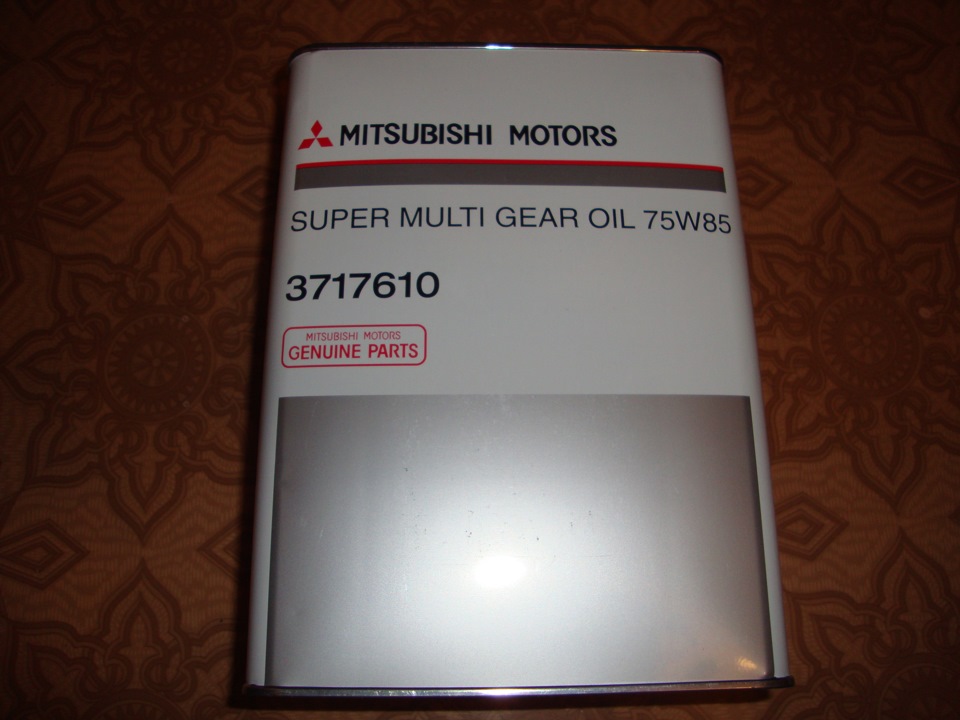 Mitsubishi genuine. 3717610 Mitsubishi. 75-85 Масло Mitsubishi. Gl-4 75w-85 Митсубиши. Масло Митсубиси 75w85.