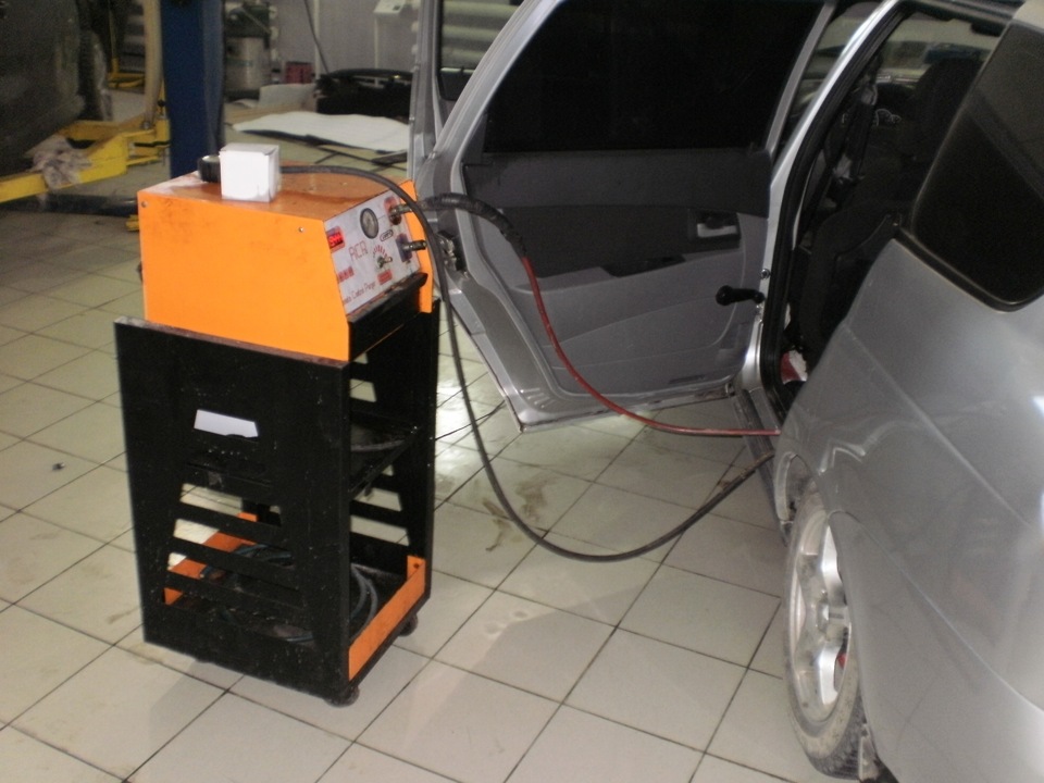 Троит двигатель — Lada Приора универсал, 1,6 л, 2010 года | поломка ...