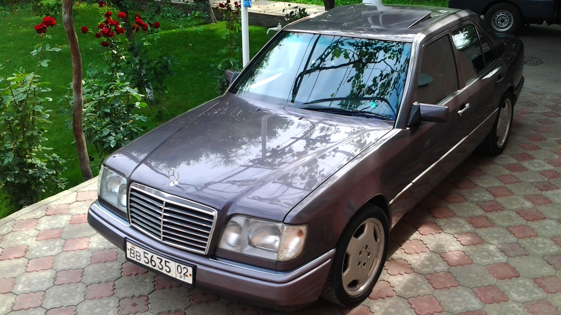 Mercedes-Benz E-class (W124) 3.0 бензиновый 1994 | E300 AGGRESSIVE на DRIVE2