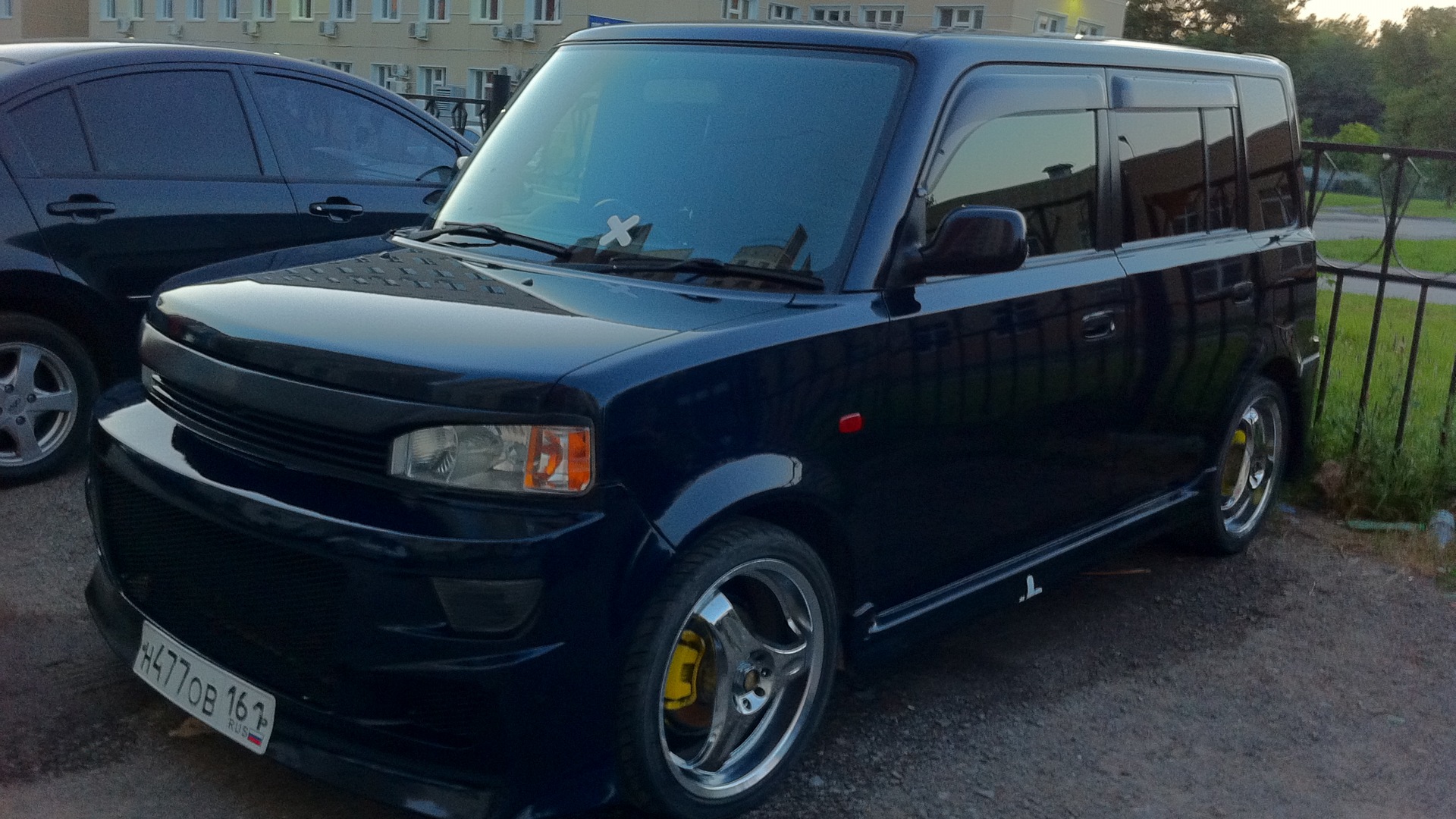 Toyota bB (NCP30) 1.5 бензиновый 2003 | 4 WD Темная бестия! на DRIVE2