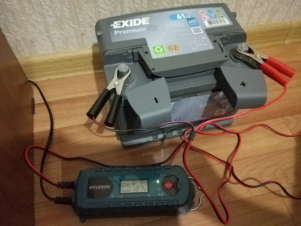 Зарядка автомобильного аккумулятора 80 ампер. Зарядка акб автомобиля электрон. Зарядка аккумулятора авто 12 вольт 60 ампер часов. Зарядка на аккумулятор автомобиля 5 ампер. Зарядка аккумулятора автомобиля зу-55а.