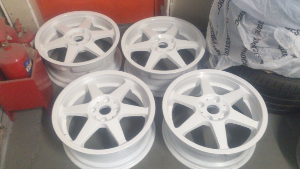 Прокатка и покраска дисков + новая резина 215/40/17 — Lada Приора ...