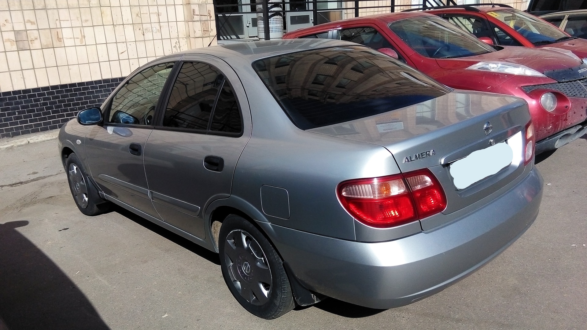 Nissan Almera n16 2005