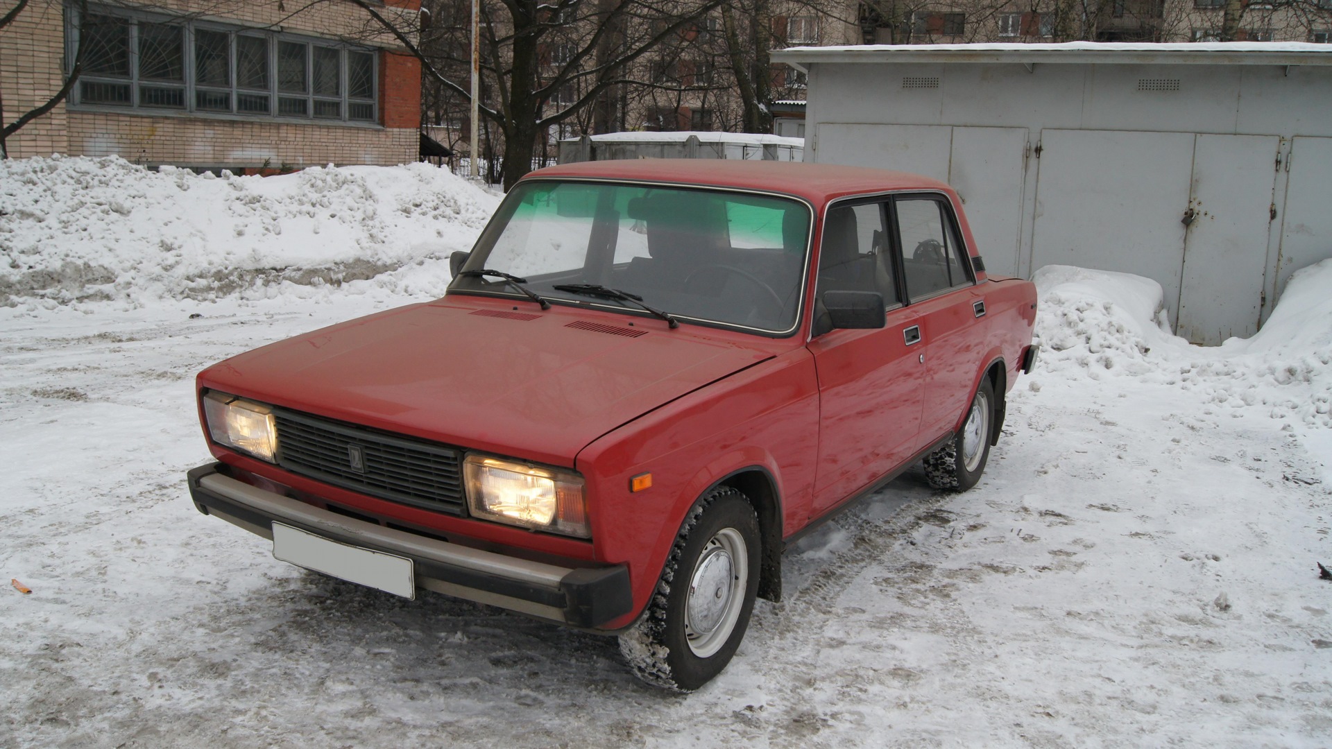 Дром нижневартовск. ВАЗ 2105 1980. Lada 21050. ВАЗ 2105 1980 года. ВАЗ 2105 1980 красная.