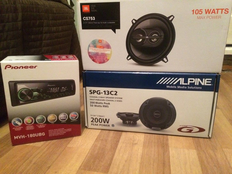 Музыка! — Lada Ларгус, 1,6 л, 2016 года | автозвук | DRIVE2