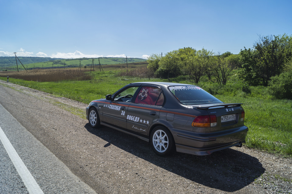 . — Honda Civic (6G)