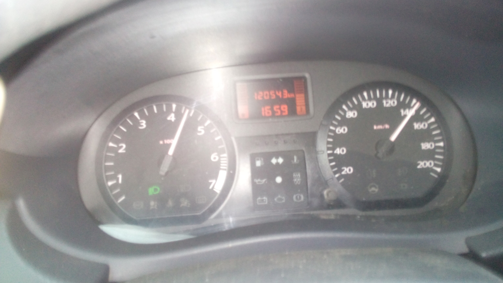 Ларгус не работает спидометр. Ларгус не работает спидометр. Спидометр лада ларгус. Ларгус не работает спидометр. Датчик лада ларгус 8 клапанов спидометра.