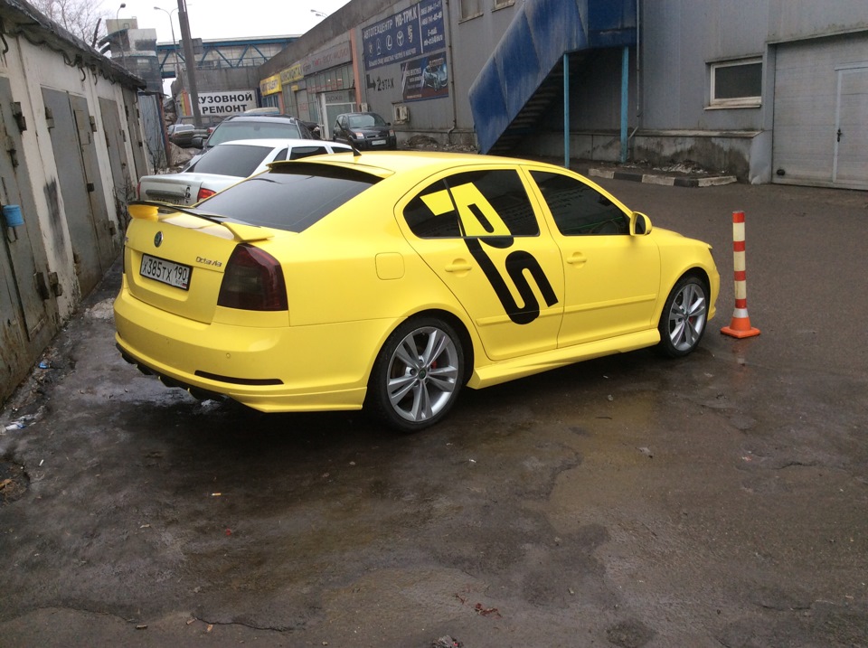 Skoda Octavia RS камуфляж