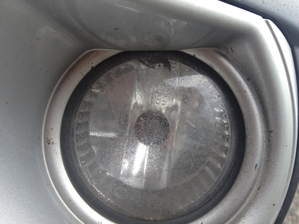 пробоина в противотуманке — DRIVE2