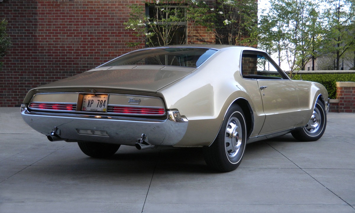 Oldsmobile Toronado 1973