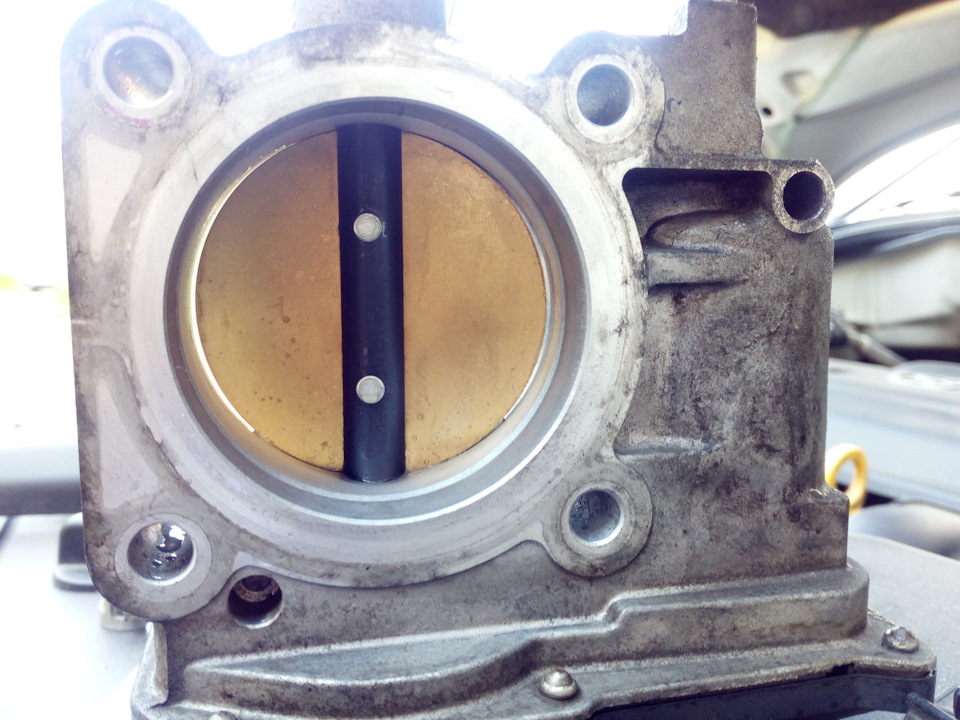 После чистки карбклинером) — Toyota Avensis II