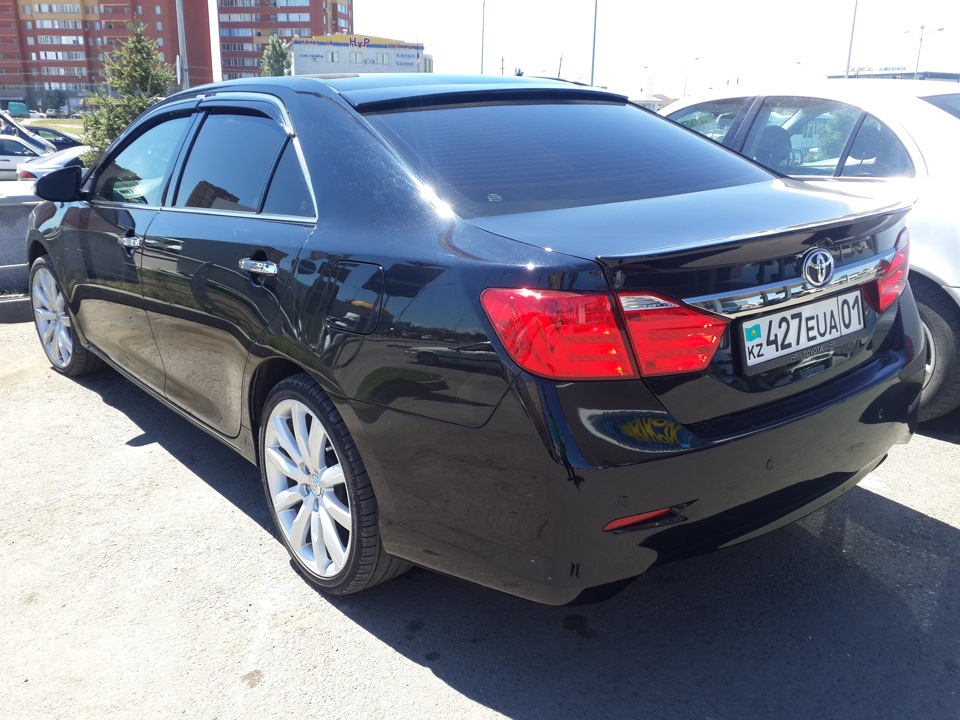 Камри 50 задние. Camry 50 задние. Тойота Камри 2012 сзади. Тойота Камри 50 сзади. Камри оптика xv50.