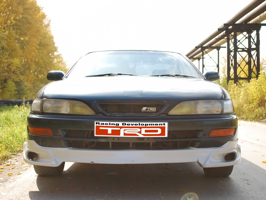 Continuing variations on the TRD theme  Bumper  - Toyota Carina ED 20 L 1994