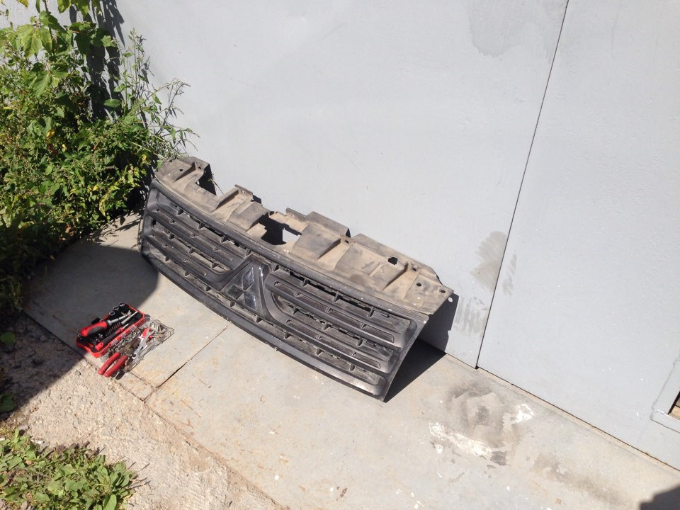 Треснувший бампер — DRIVE2