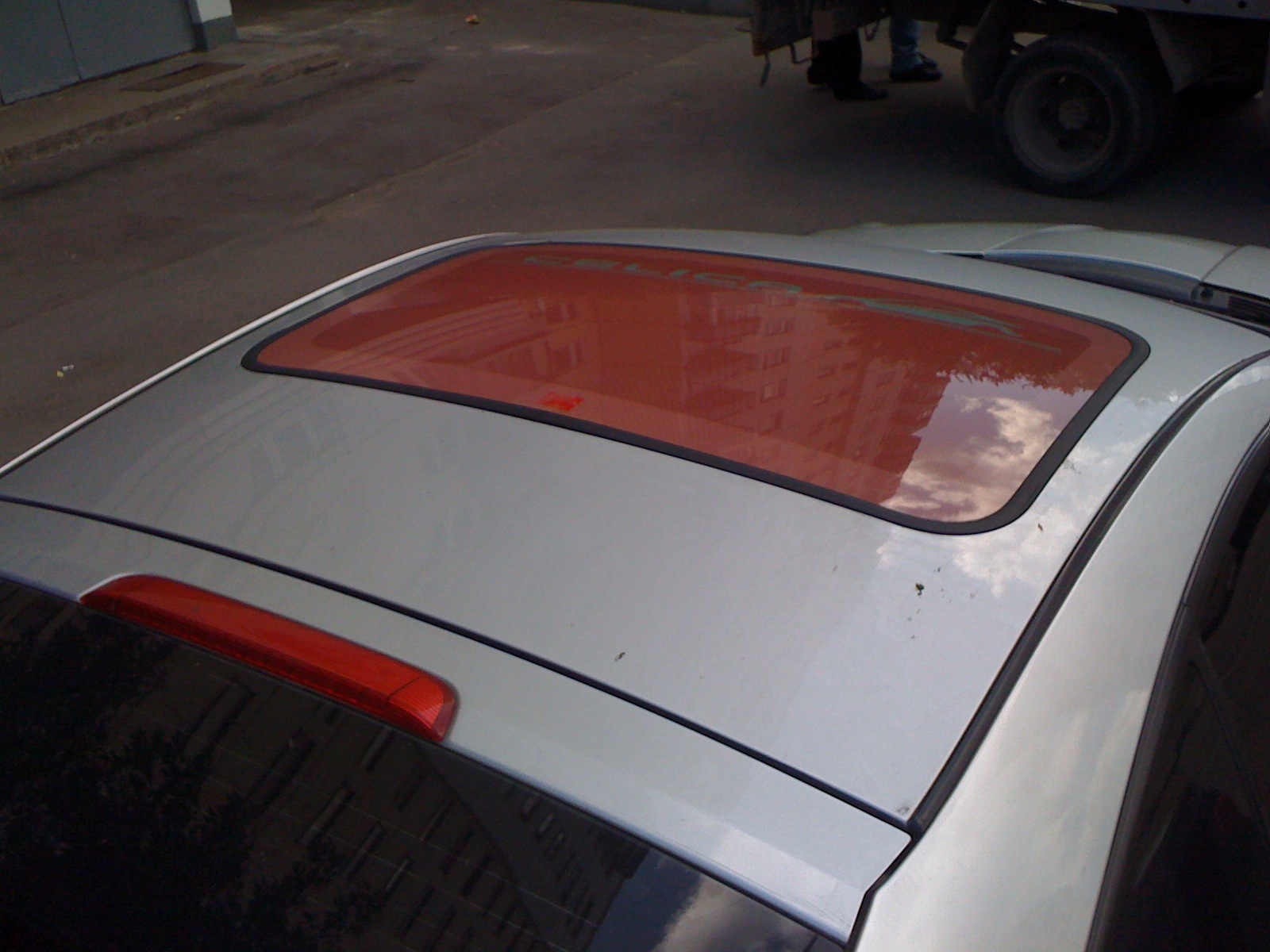 New sunroof glass - Toyota Celica 18L 2000