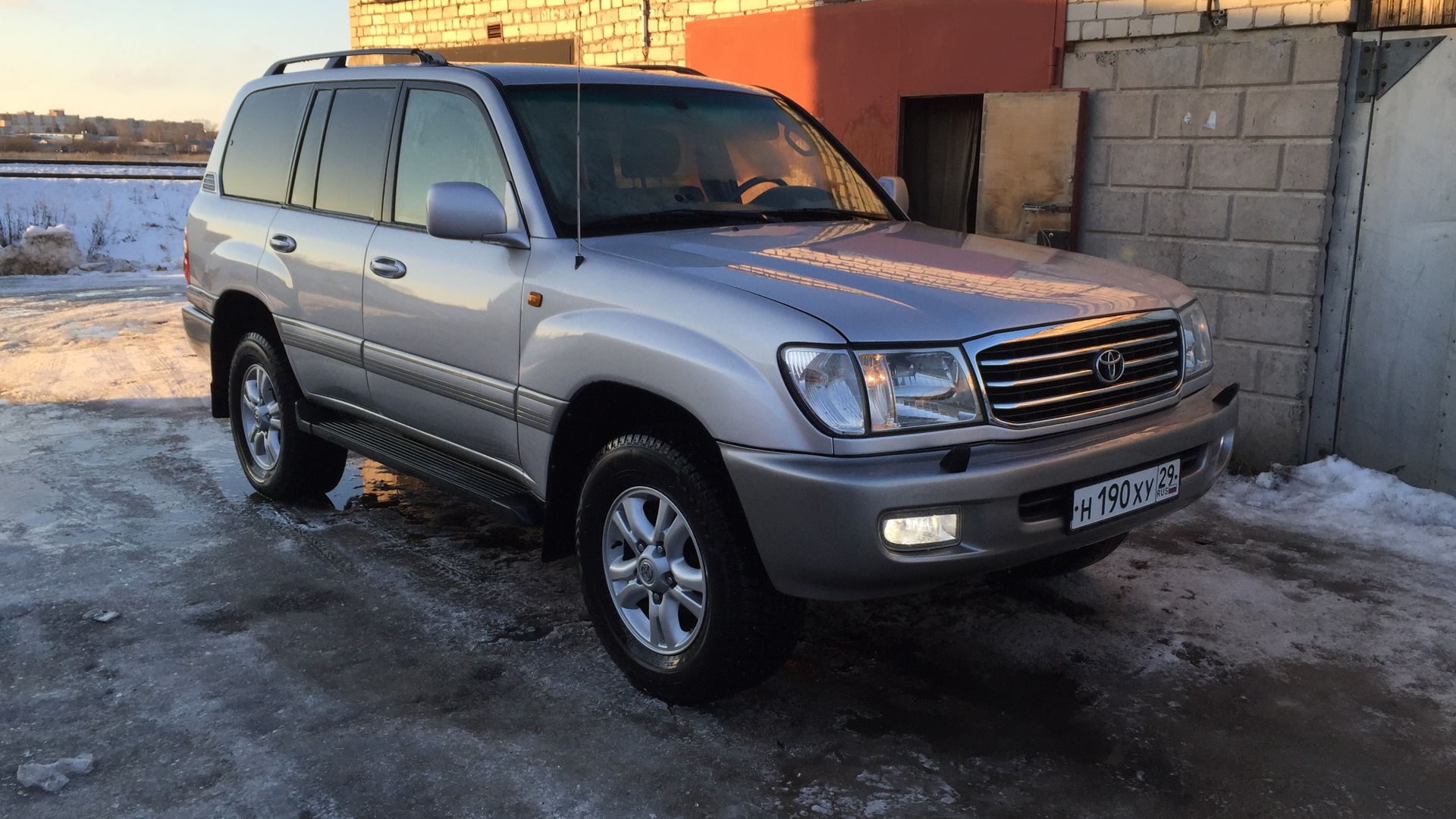 Toyota Land Cruiser 100 4.2 дизельный 2001 | -Машина Отца на DRIVE2