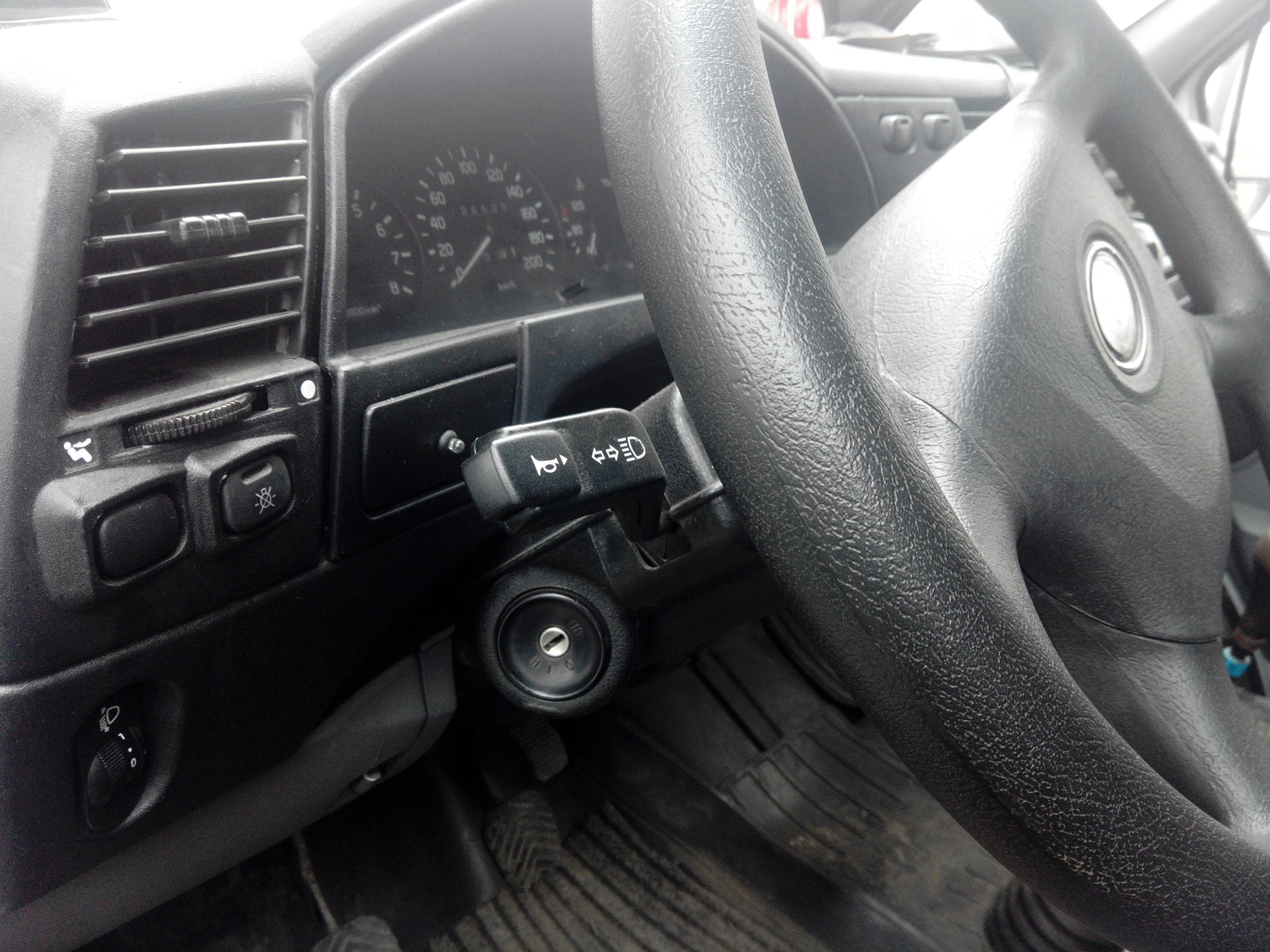 Обновил подрулевые переключатели. — ГАЗ Газель, 2,3 л, 2004 года ...