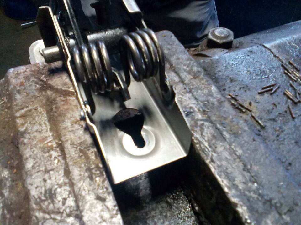 Эхх сцепление скрипит :(( — Mazda 6 (2G) GH, 1,8 л, 2008 года | другое ...