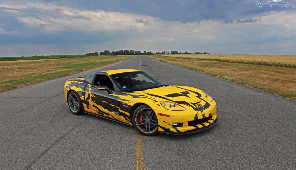 Машина Корвет z06 Cross