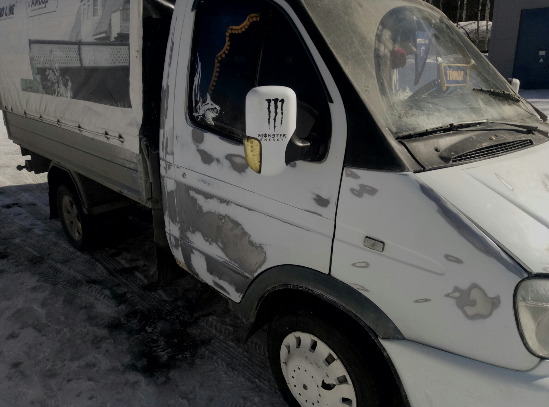 Какой краской покрасить газель. Номер краски для бортов газели. Краска юниор газель. Какой краской покрасить газель. Какой краской покрасить газель.