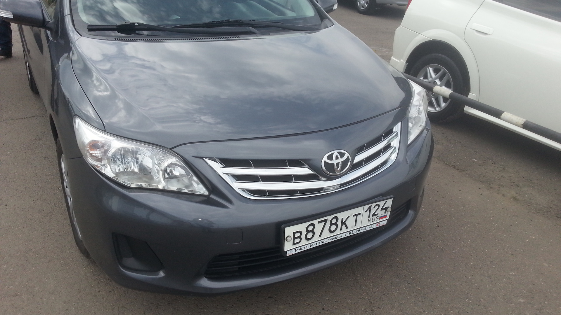 Toyota Corolla (140/150) 1.8 бензиновый 2012 | MAGNETIC GRAY на DRIVE2