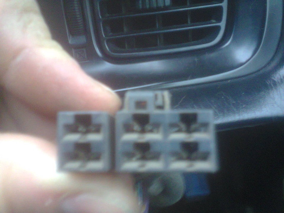 ТОт же Хрен только в профиль)) — Nissan Bluebird (U14)