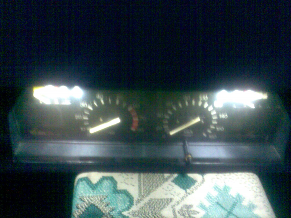 Вот фото щитка приборов, что получилось — Москвич 2141, 1,5 л, 1992 ...