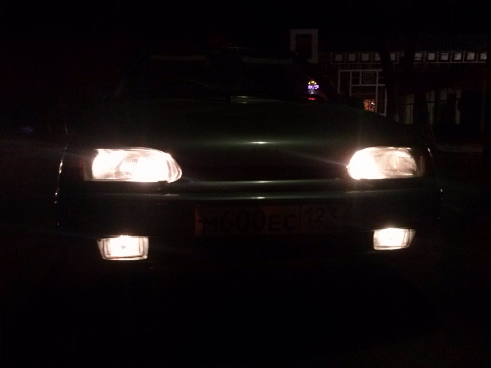 Габариты в туманках — Lada 21102, 1,5 л, 2000 года | электроника | DRIVE2