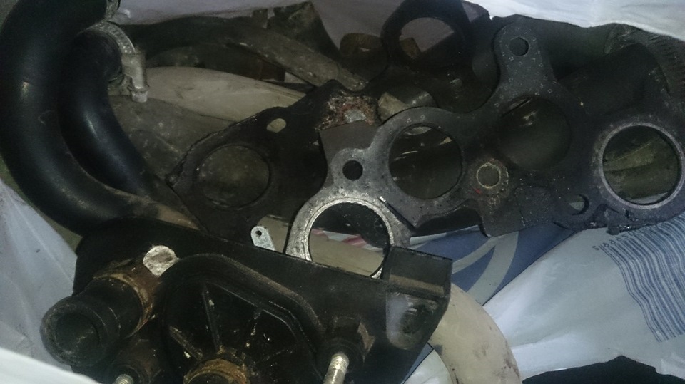 Поменяли все сайлентблоки, тяги рулевые, нижние опоры и тд. — Lada 2113 ...