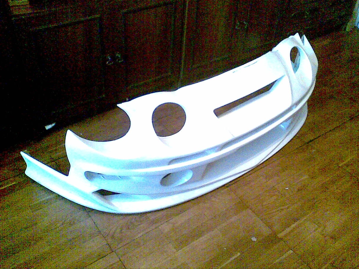 Bumper waiting for its turn - Toyota Celica 20 L 1994