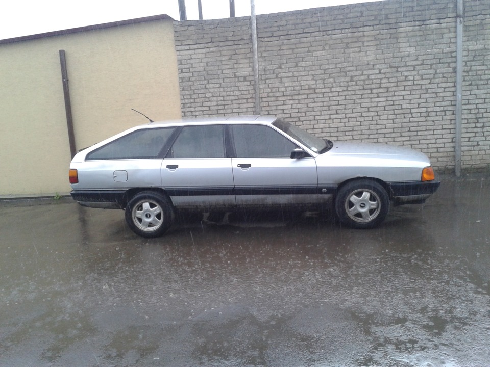 Плавает стрелка спидометра — Audi 100 Avant (C3), 2,3 л., 1988 года ...