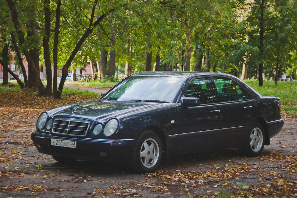 mercedes benz type 210