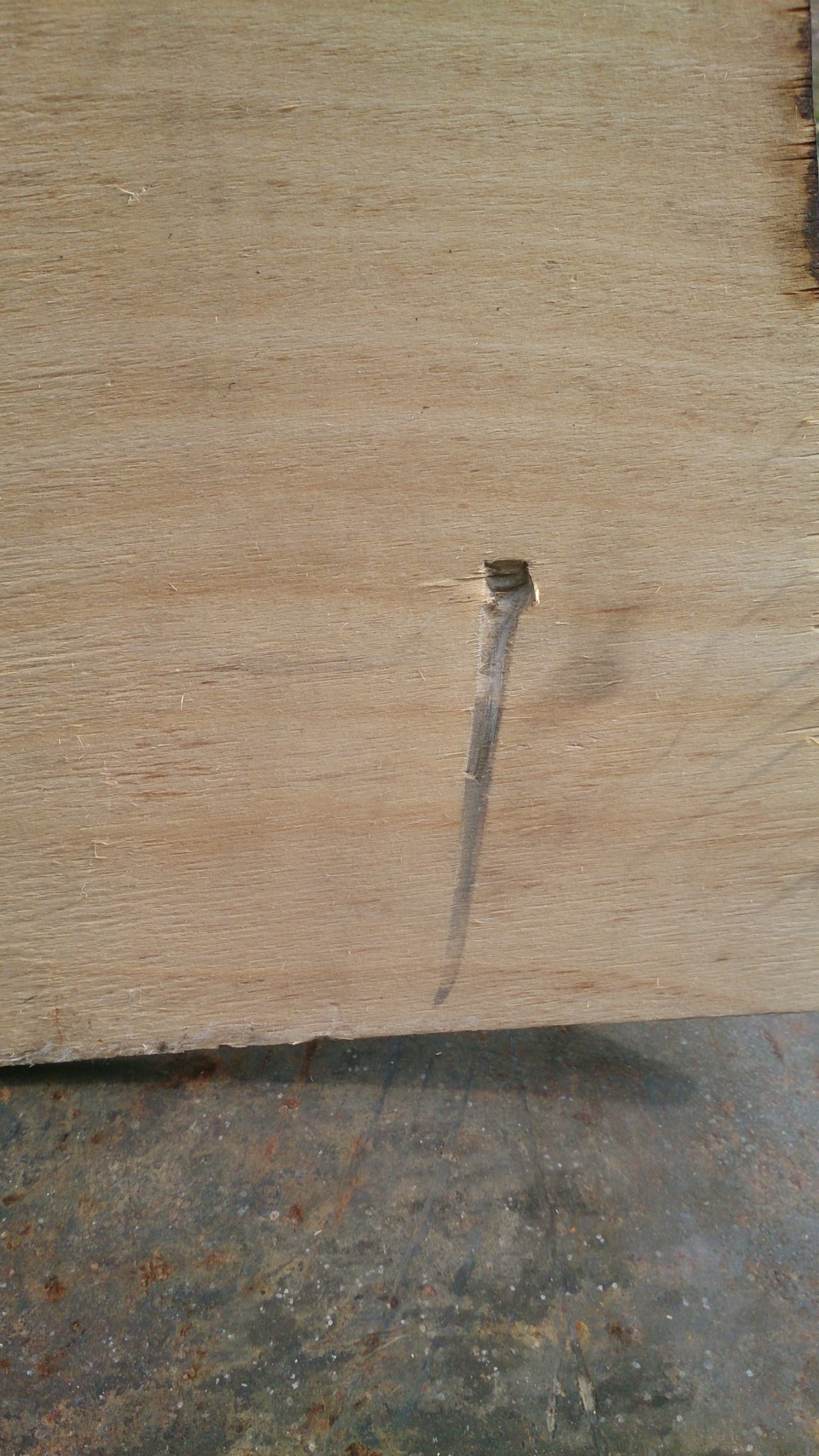 Газовые упоры багажника и открывание с кнопки — Lada 2115, 1,5 л, 2003 ...