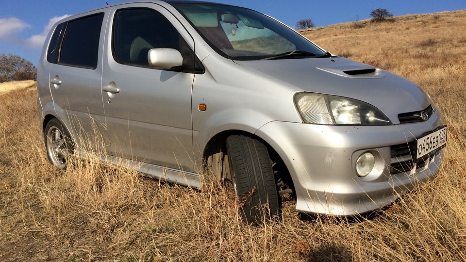 Yrv 1.3. Дайхатсу ЮРВ турбо 1.3. YRV Daihatsu 1.0 2001. Drive 2 Daihatsu YRV. Драйв 2 Дайхатсу ЮРВ.