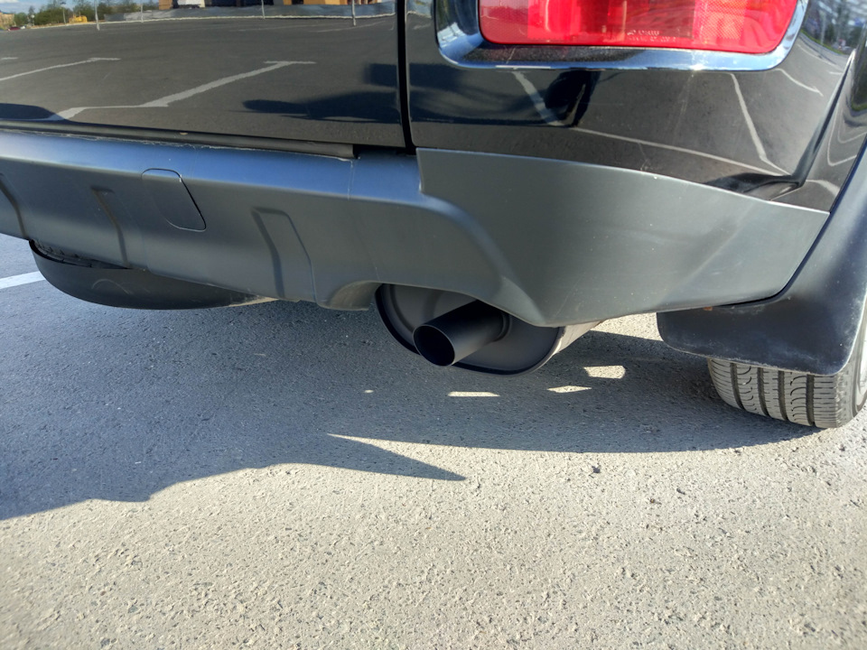 Покраска банки заднего глушителя — Mitsubishi Outlander XL, 2,4 л, 2010 ...