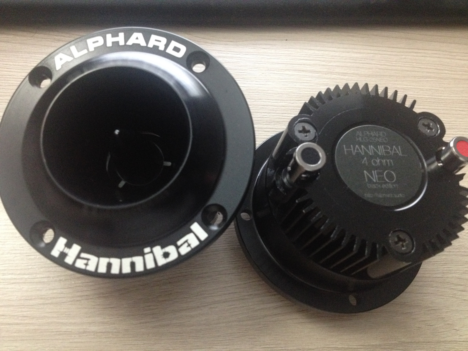 Альфард ганнибал hlg 25neo. Рупора нео. Армада нео рупор размер. Твитеры ганнибал 25 нео. Рупора нео.