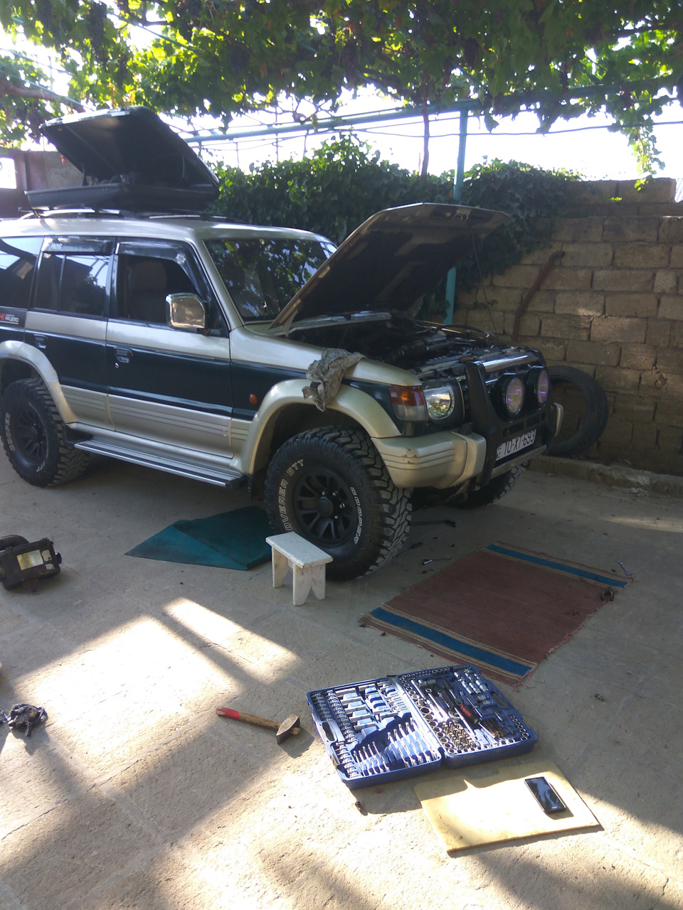 Фото в бортжурнале Mitsubishi Pajero (2G)
