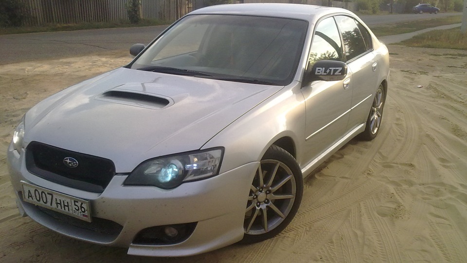 Subaru legacy spec b отличие