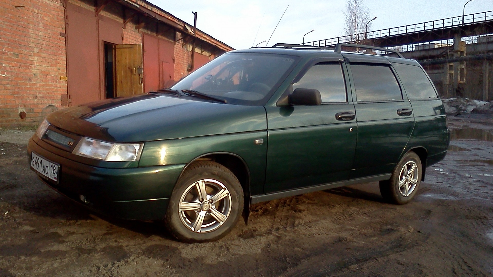 Lada 21110 1.5 бензиновый 2003 | 1.5i темно зелёный на DRIVE2