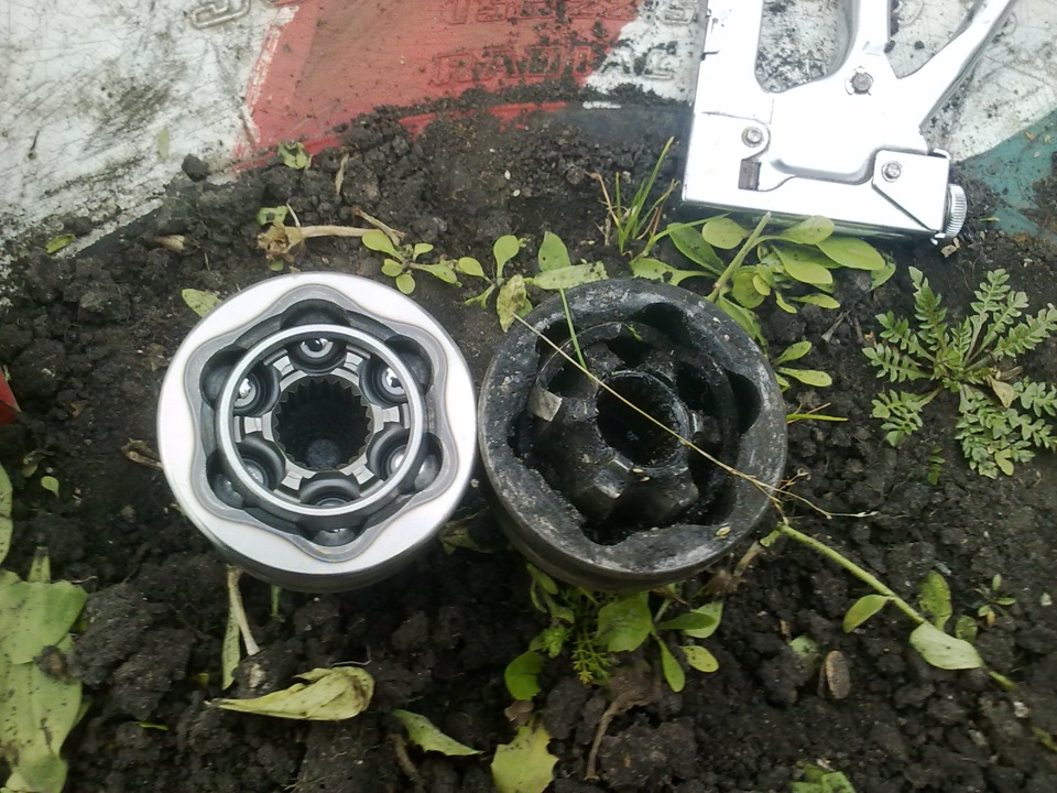 поменял левую гранату — Lada 2114, 1,5 л, 2004 года | своими руками ...